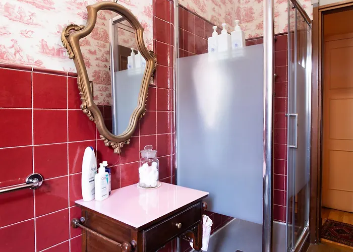 Duomo Walking Distance Elegant Flat With View * Milano