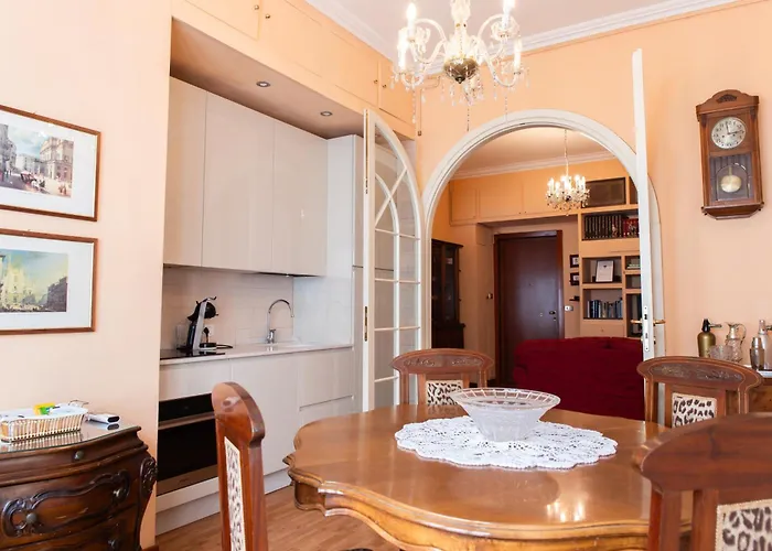 Duomo Walking Distance Elegant Flat With View