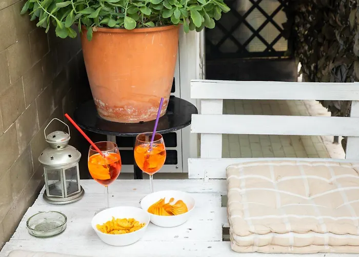 Apartament Duomo Walking Distance Elegant Flat With View