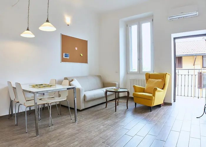 Xenia - Two-room In Fondazione Prada 아파트 밀라노