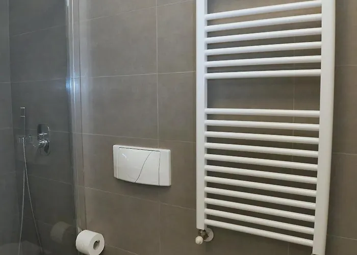 Xenia - Two-room In Fondazione Prada 아파트