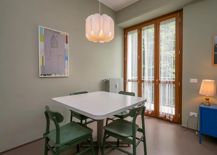 Xenia - Attic In San Siro Area Lejlighed *