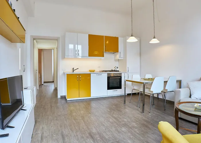 Xenia - Two-room In Fondazione Prada *