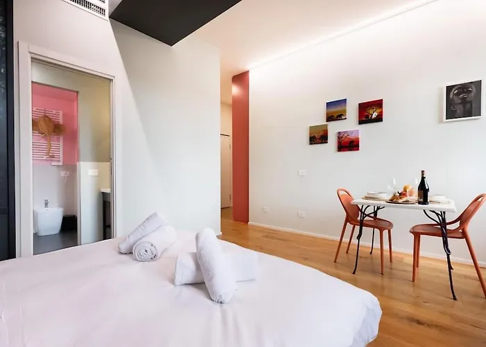 아파트 Navigli 5 Stelle Free Wifi Ac Netflix