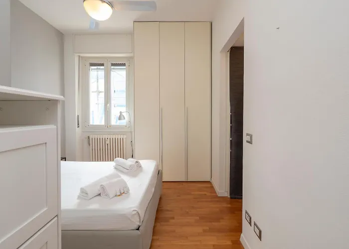 I Host - Malnati 5 アパート ミラノ