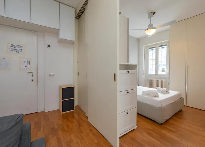 I Host - Malnati 5 アパート ミラノ