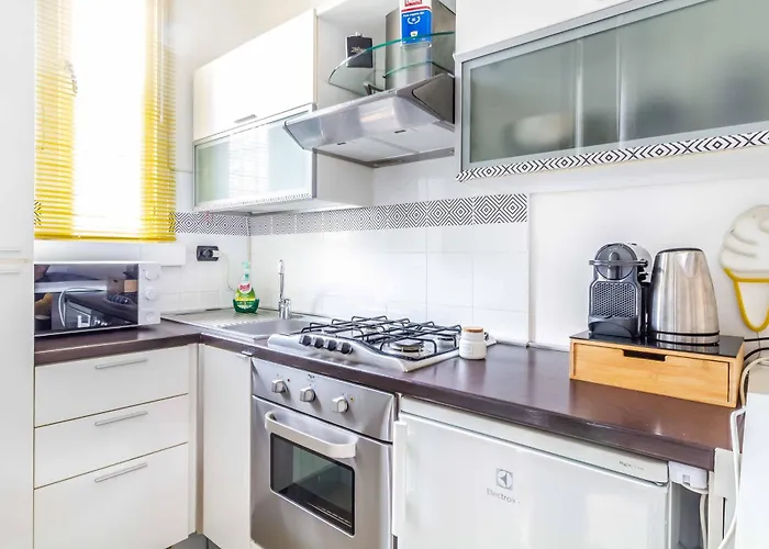 Domusmi Massarenti דירה *