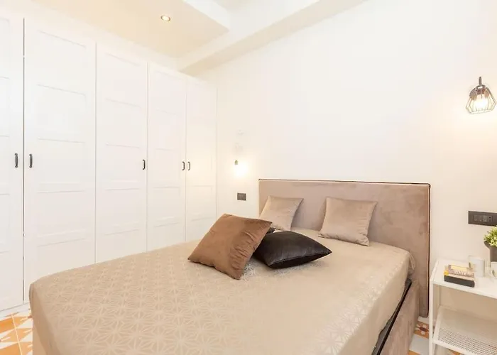 4fo6 Navigli-duomo -yellow Chic - *