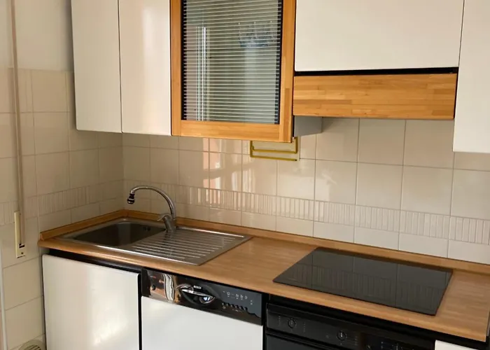 Banhome Navigliopavese * Milaan