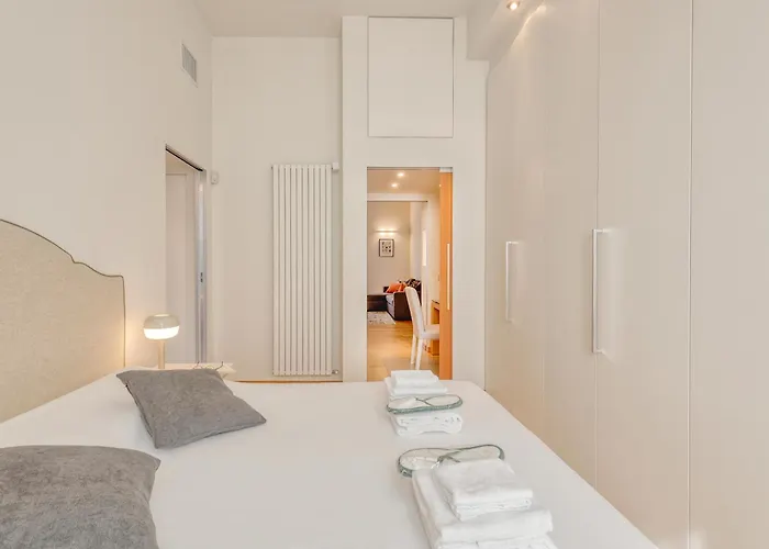 Sempione, 51 Ampio E Luminoso 米兰