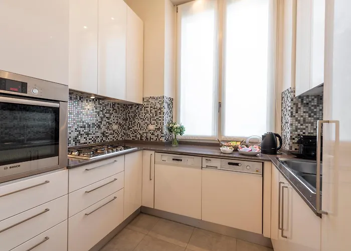 Sempione, 51 Ampio E Luminoso * 米兰