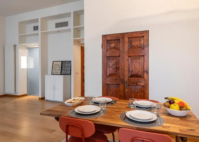 Sempione, 51 Ampio E Luminoso *