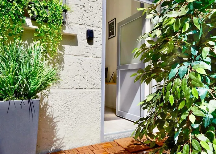 Lorianna Rock House Daire *