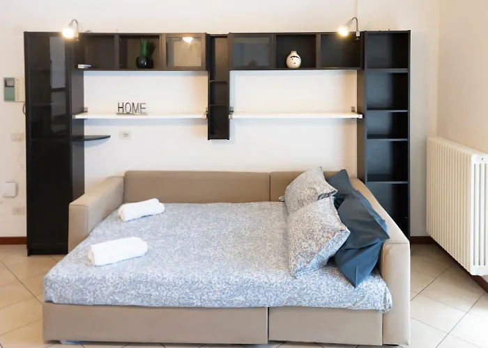 Var24 Loreto - Duomo-modern House