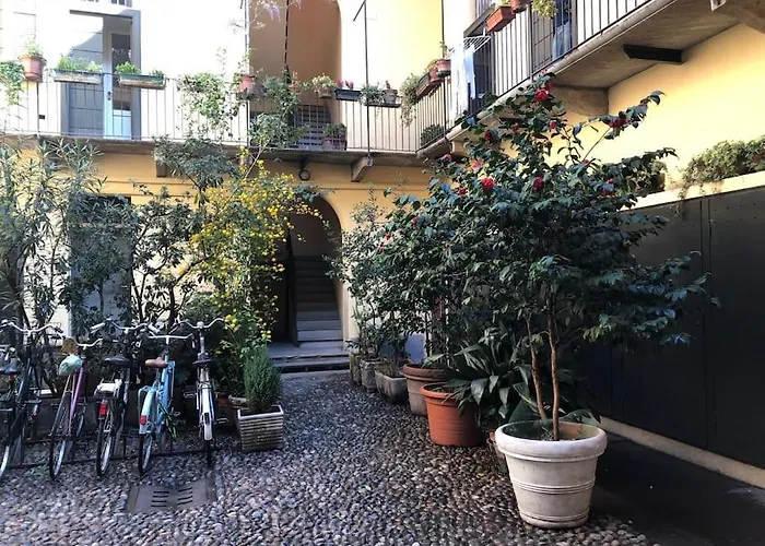Casera Loft, Historic Courtyard In Navigli Апартаменты Милан
