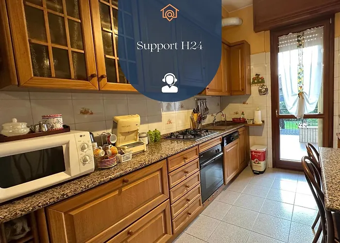 Dehomes - Two Bedrooms, Terrace, Wi-fi, Tram To Centre & Rho Fiera * Milán