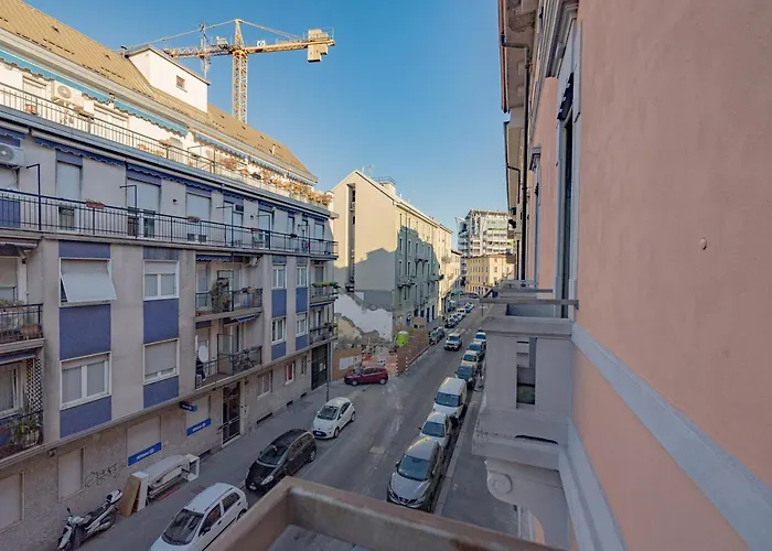 Turrohouse-duomo 12 Minutes Away *