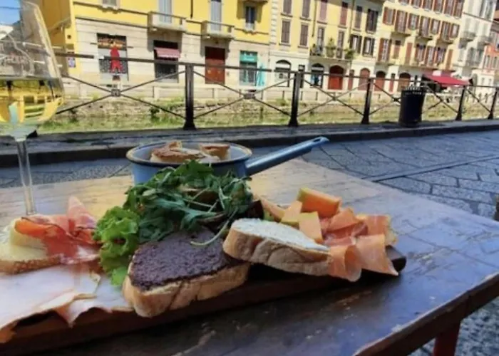 Naviglio 1 Lägenhet