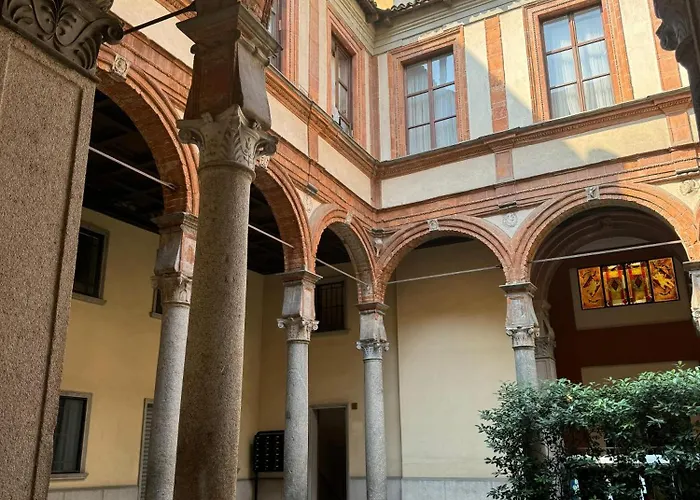 Intrho Duomo Modern With Hammam