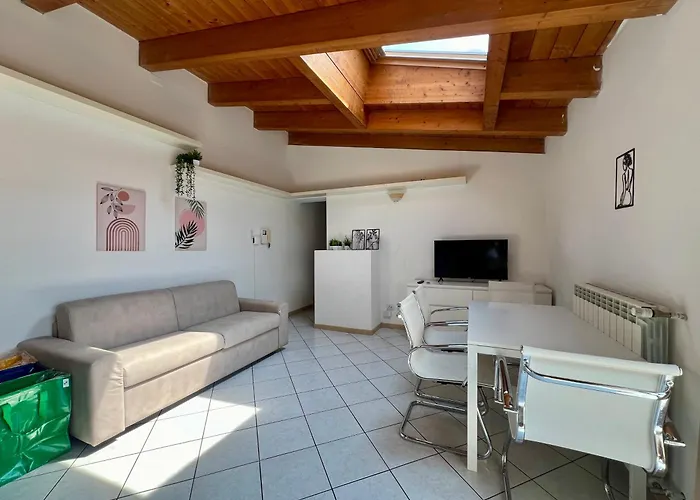 Big Mansarda Goldoni - Duomo M4 Lin Airport Appartement *