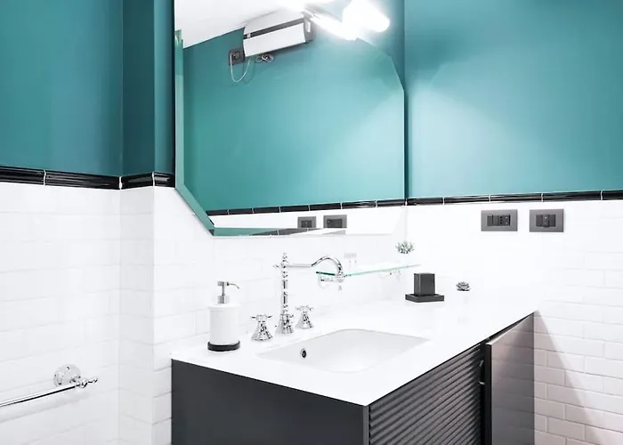 Easylife - - Anfossi 18 - Porta Vittoria *