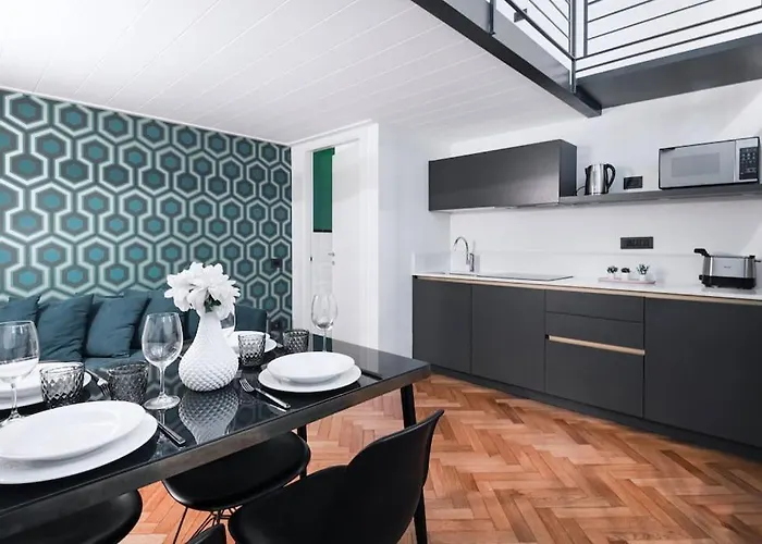 Easylife - - Anfossi 18 - Porta Vittoria