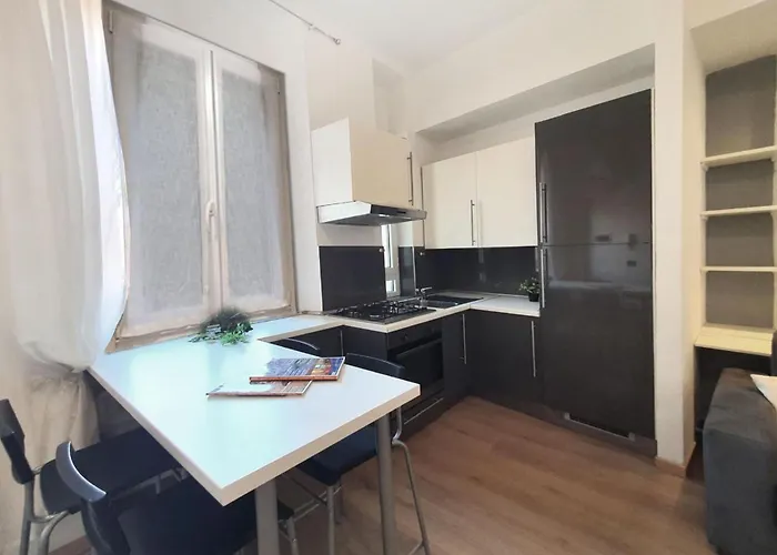 Convenienza E Ottimo Collegamento Coi Mezzi - Imbriani Urban Retreat * Milano