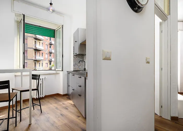 Insubria 8-2 - Monolocale Cool * Milan