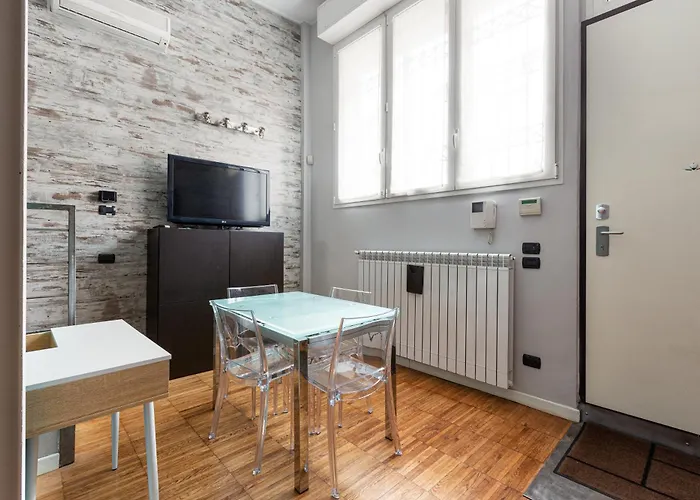 Lägenhet Guesthost - - Gorla M1 Modern Studio! Milano