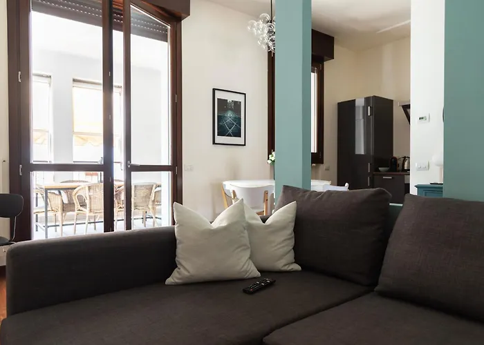 Isola District Terrace -youhosty Lägenhet