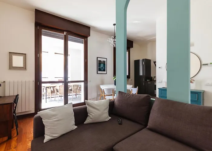 Lägenhet Isola District Terrace -youhosty