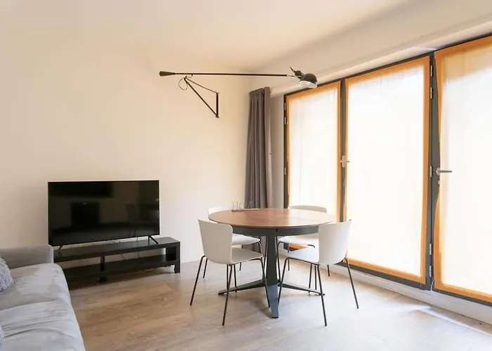 House Of Sunflowers 15 Min Da Duomo Milan