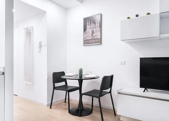 Easylife - - Melzo 13 - Porta Venezia Milaan