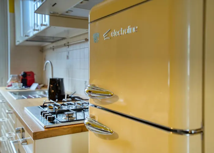 Guesthost - Giallo In Milano! Apartman Milánó