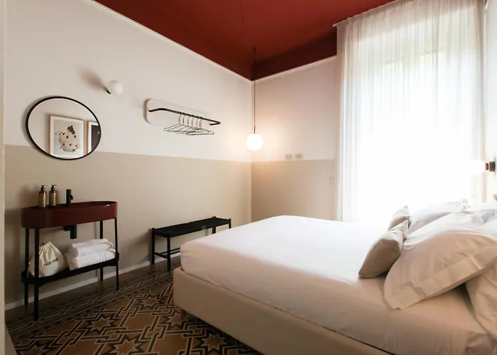 Pensión Ca Bela - Certosa 3*