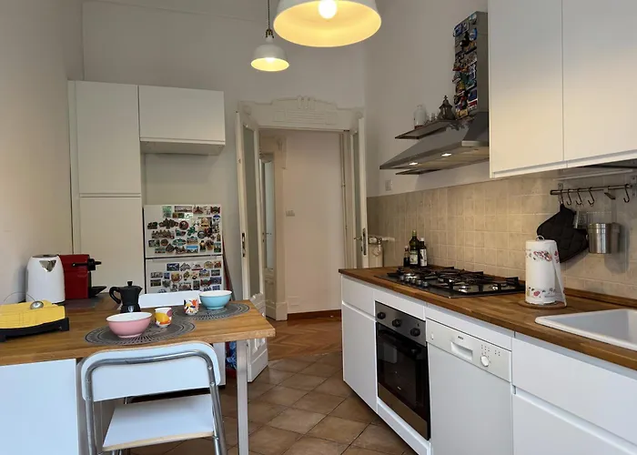 Via Stradivari - Vicino Duomo *