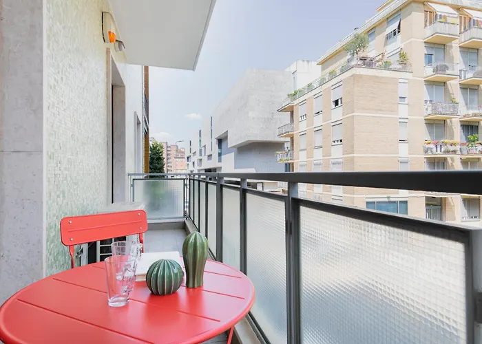 Easylife - - Rontgen 24d - Bocconi Милан