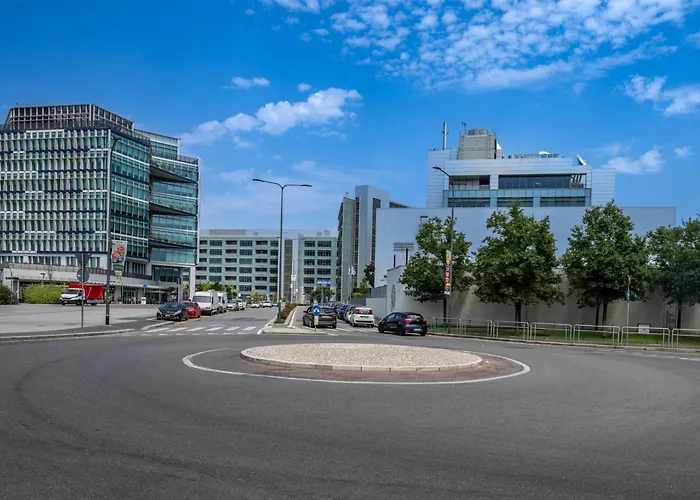 Cozy Rogoredo Next To The Metro And Train Station Apartment Mailand