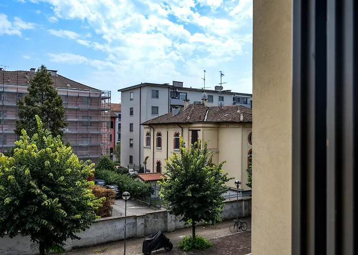 Apartment Cozy Rogoredo Next To The Metro And Train Station Mailand