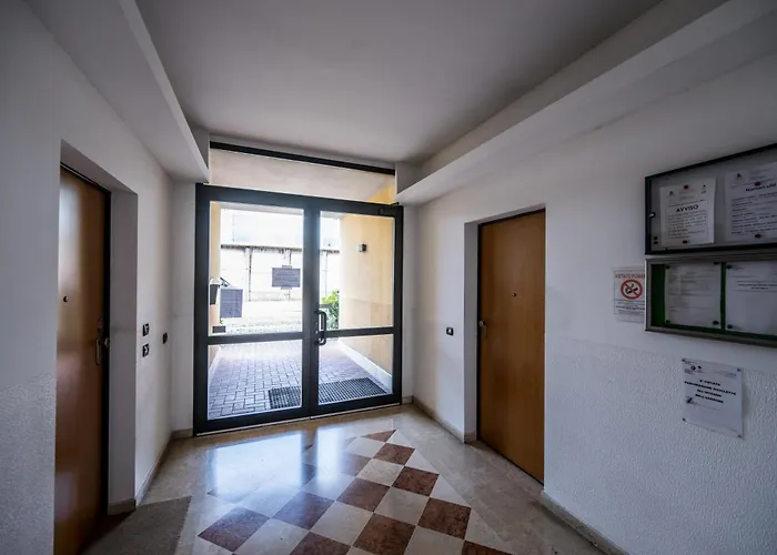 Cozy Rogoredo Next To The Metro And Train Station Mailand