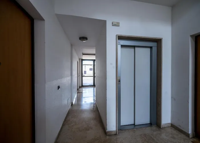 Cozy Rogoredo Next To The Metro And Train Station