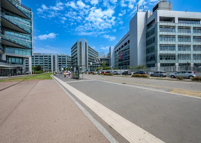 Cozy Rogoredo Next To The Metro And Train Station Apartment *