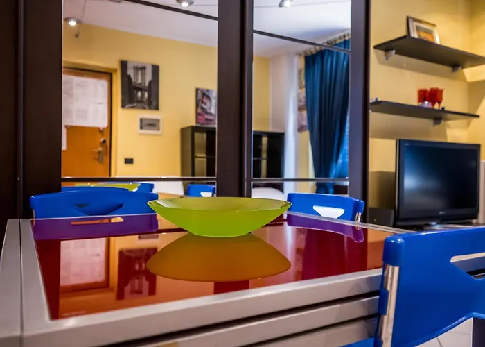 Cozy Rogoredo Next To The Metro And Train Station *