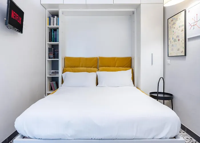 Апартаменты Two Steps From-duomo Design One Flat