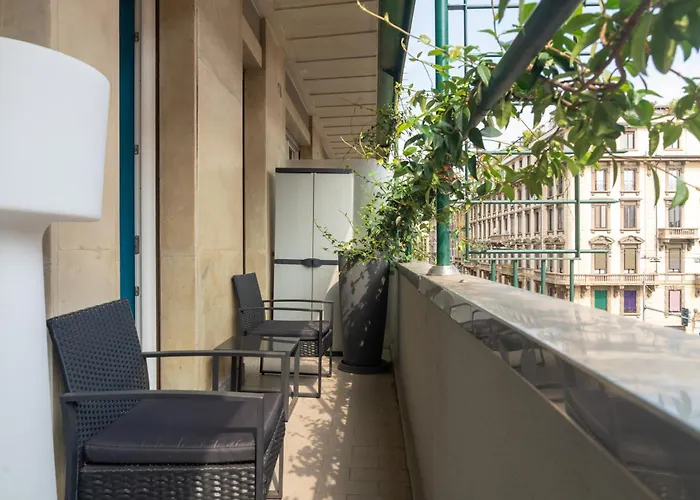 Casa Degli Specchi, Di Lusso In Galleria Buenos Aires Милан