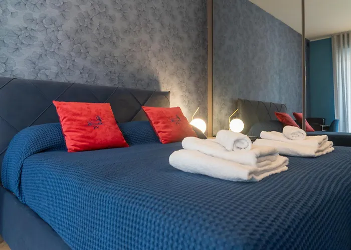 Casa Degli Specchi, Di Lusso In Galleria Buenos Aires Апартаменты *