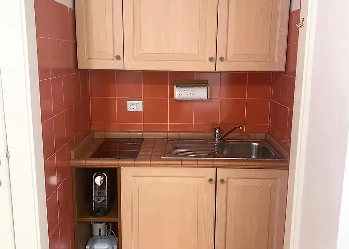 Appartement Bwr - Beautiful Loft Near The Duomo In Milan, Lamarmora Milaan