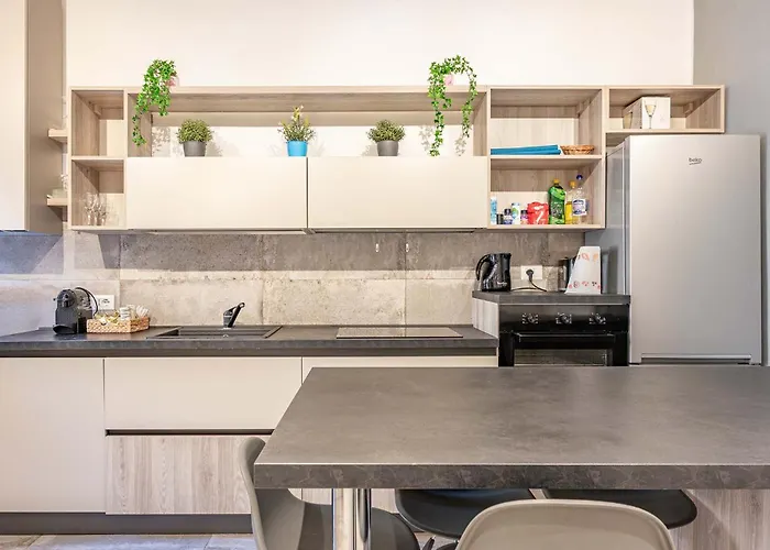 Apartament Guest Planet - 18 *