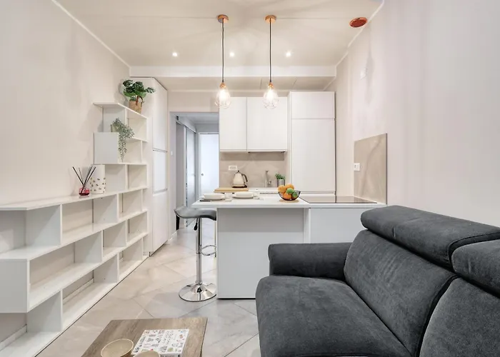 Joivy Modern Centre Flat Milán