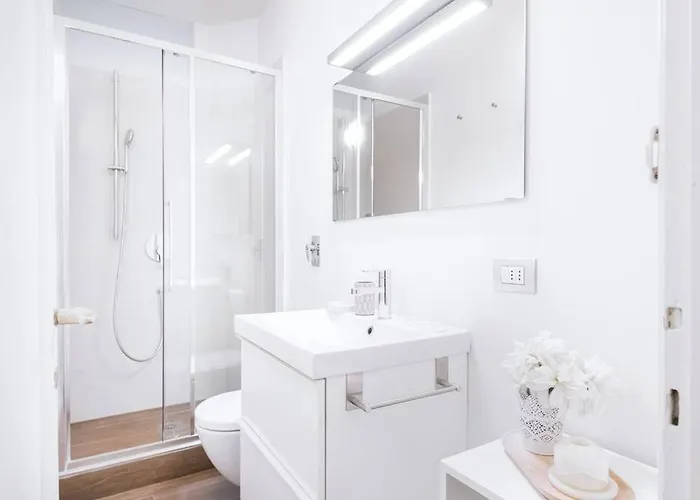 Easylife - - Cherubini 6 - Life Milan